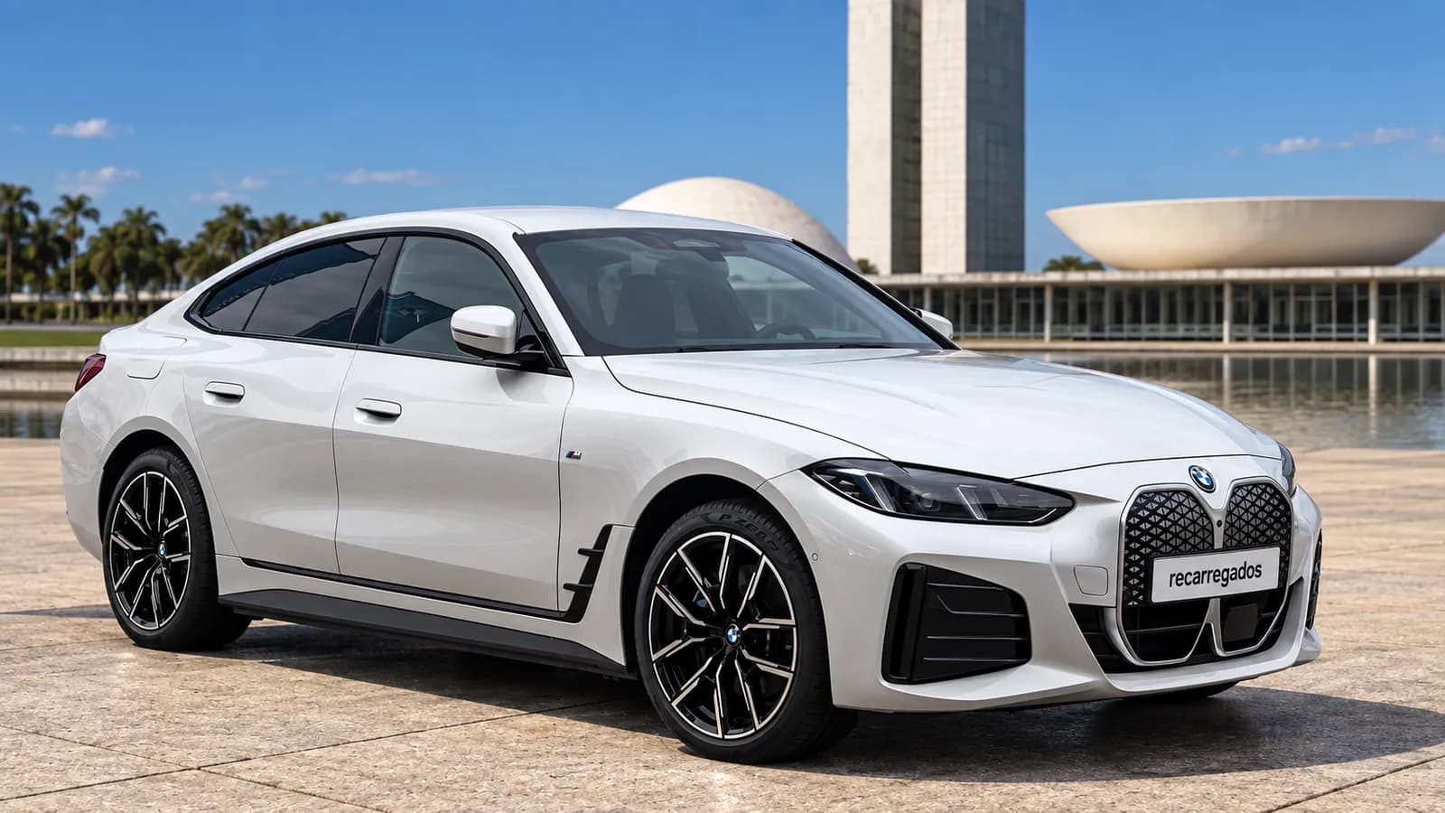BMW i4 no Brasil: vale a pena o sedã elétrico? Review, preço e autonomia